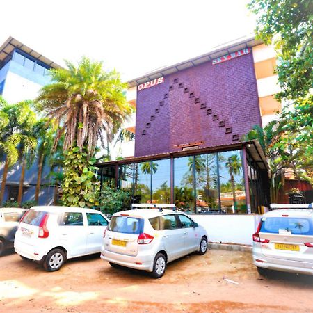 Hotel Meraden Opus , Anjuna Beach Goa Eksteriør billede