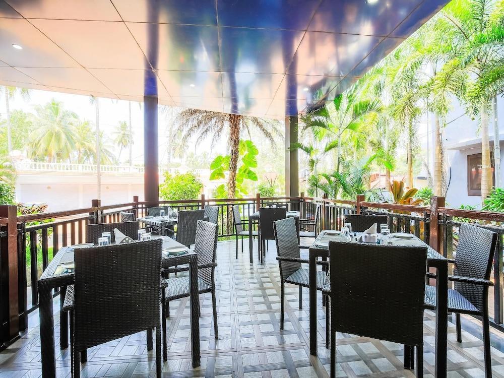 Hotel Meraden Opus , Anjuna Beach Goa Eksteriør billede