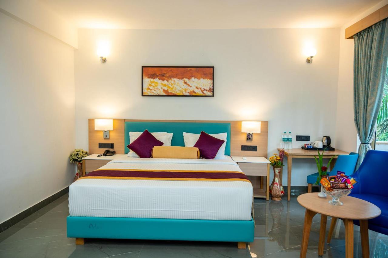 Hotel Meraden Opus , Anjuna Beach Goa Eksteriør billede