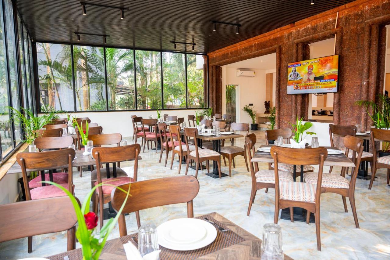 Hotel Meraden Opus , Anjuna Beach Goa Eksteriør billede