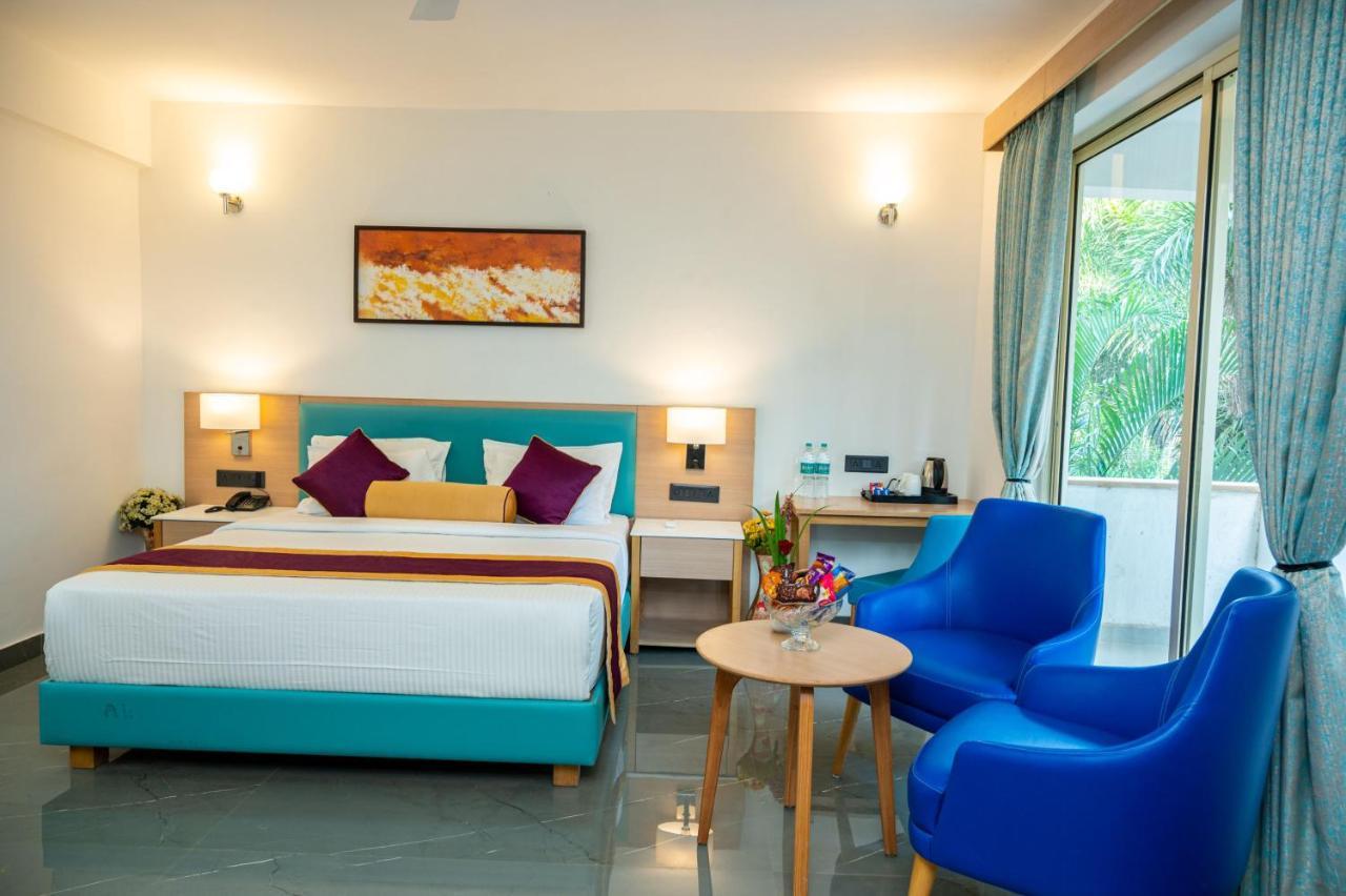 Hotel Meraden Opus , Anjuna Beach Goa Eksteriør billede