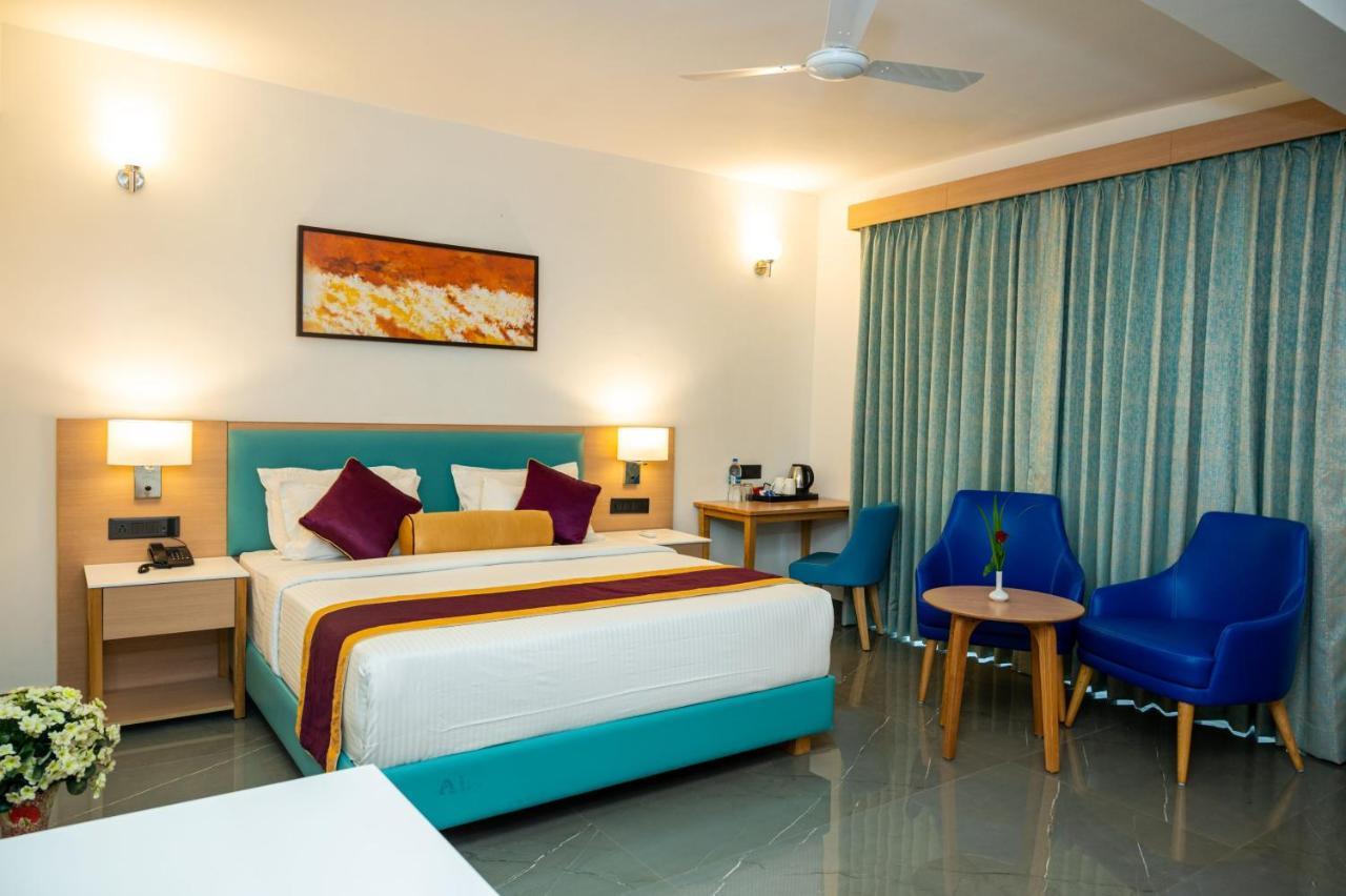 Hotel Meraden Opus , Anjuna Beach Goa Eksteriør billede