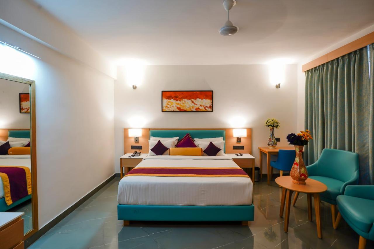 Hotel Meraden Opus , Anjuna Beach Goa Eksteriør billede