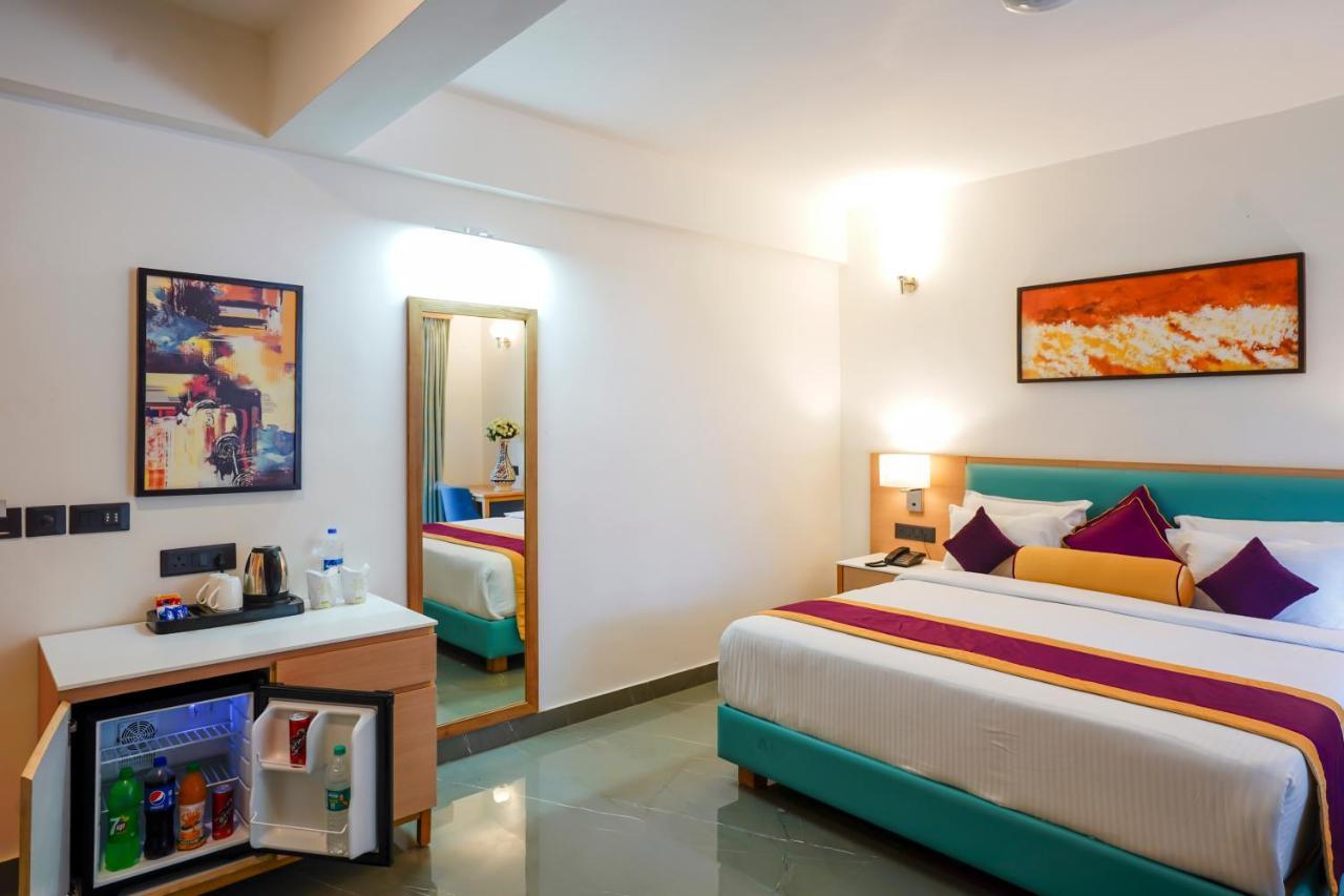 Hotel Meraden Opus , Anjuna Beach Goa Eksteriør billede