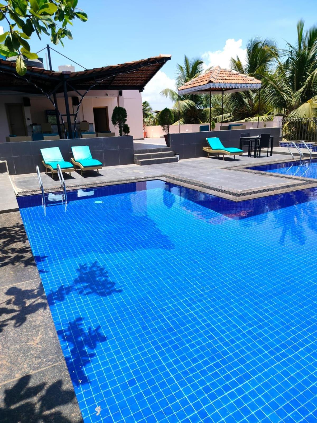 Hotel Meraden Opus , Anjuna Beach Goa Eksteriør billede
